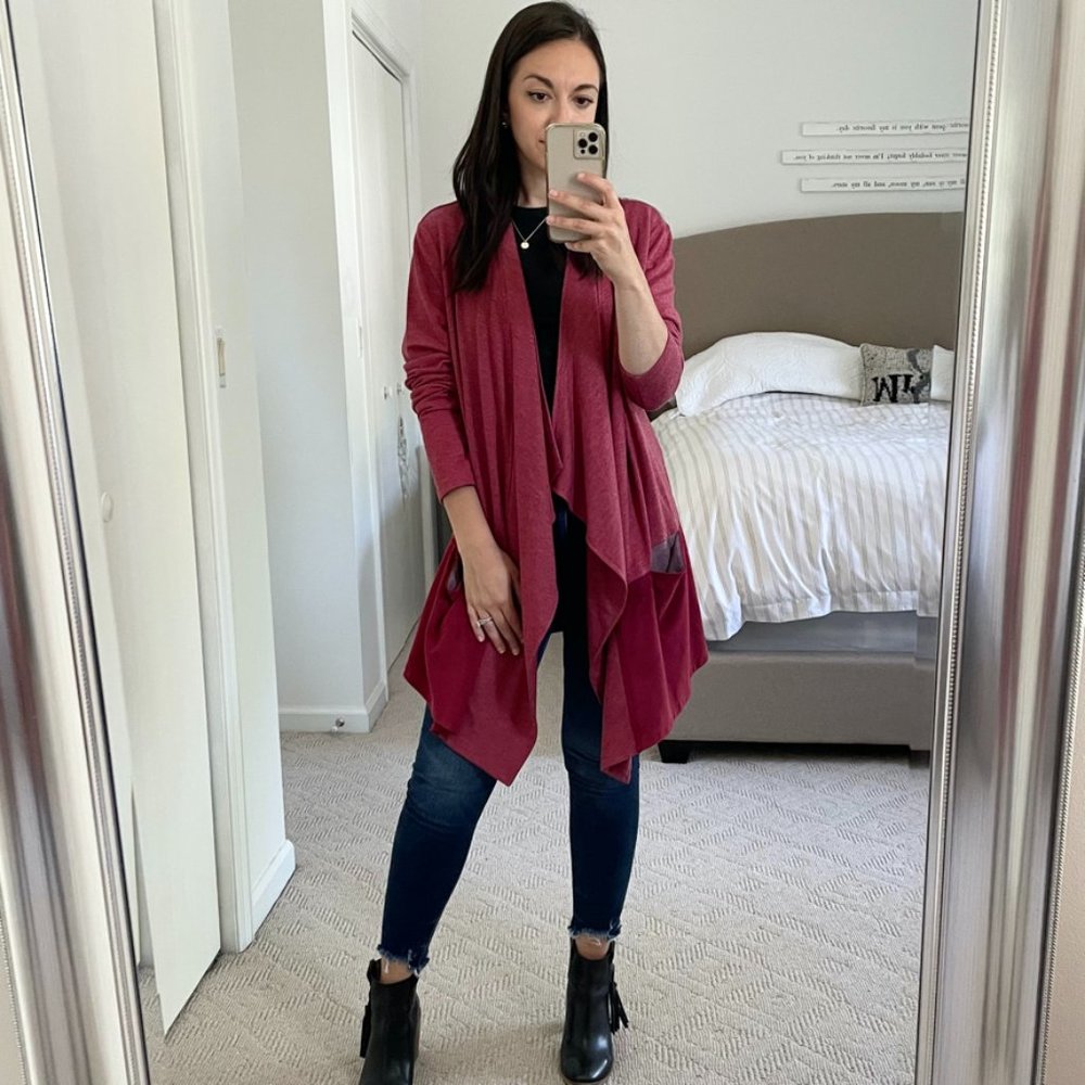 Logo Cardigan